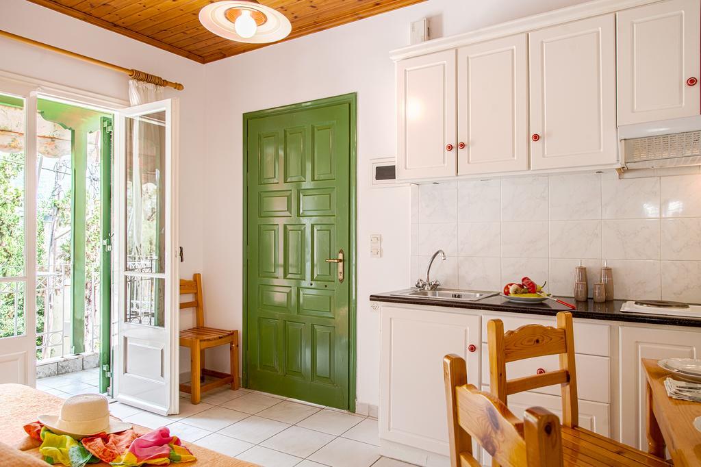 Georgakis George Rooms 바실리키 외부 사진