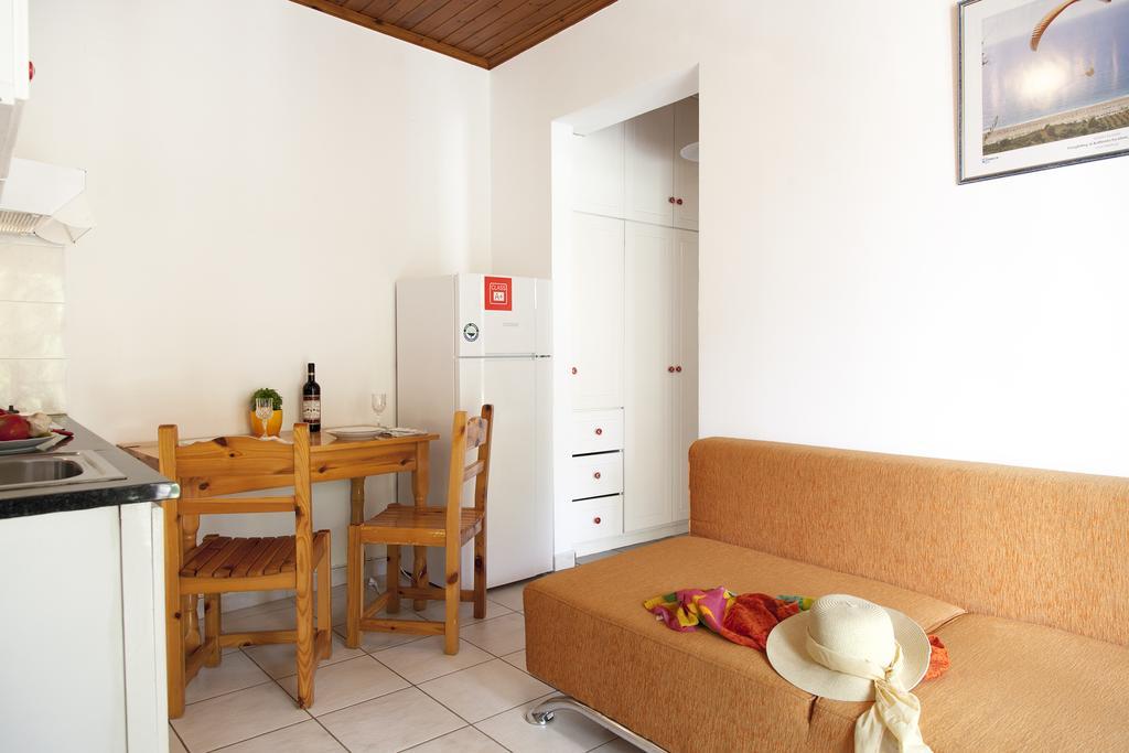 Georgakis George Rooms 바실리키 외부 사진