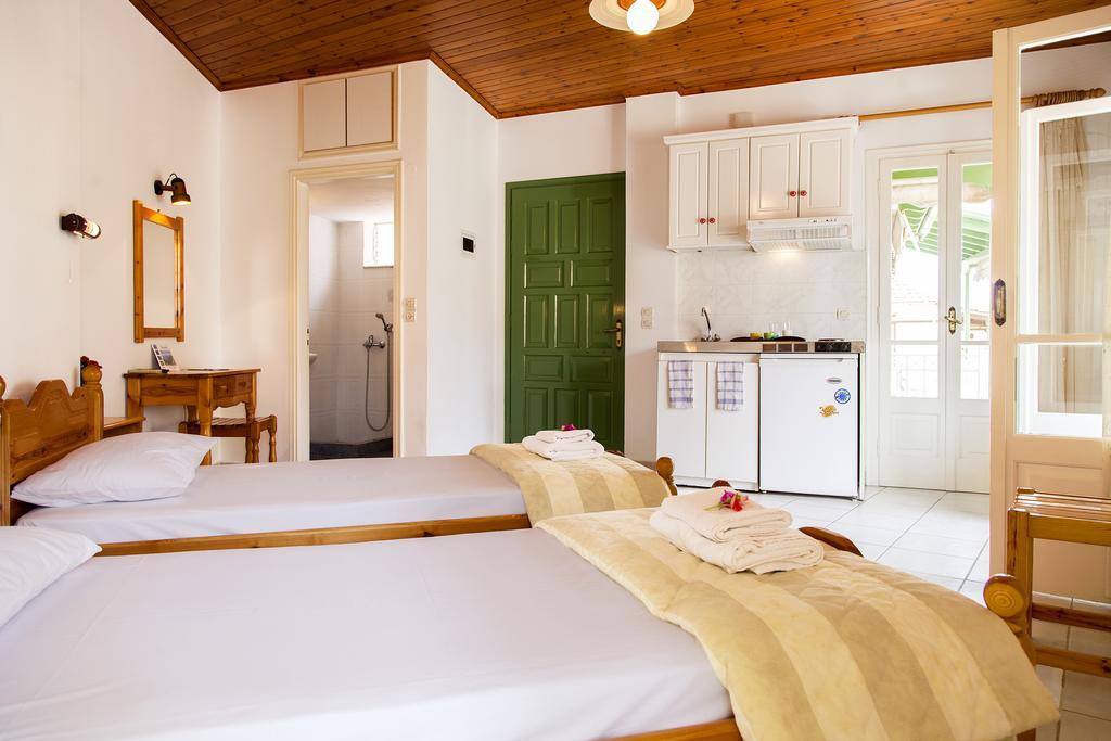 Georgakis George Rooms 바실리키 외부 사진